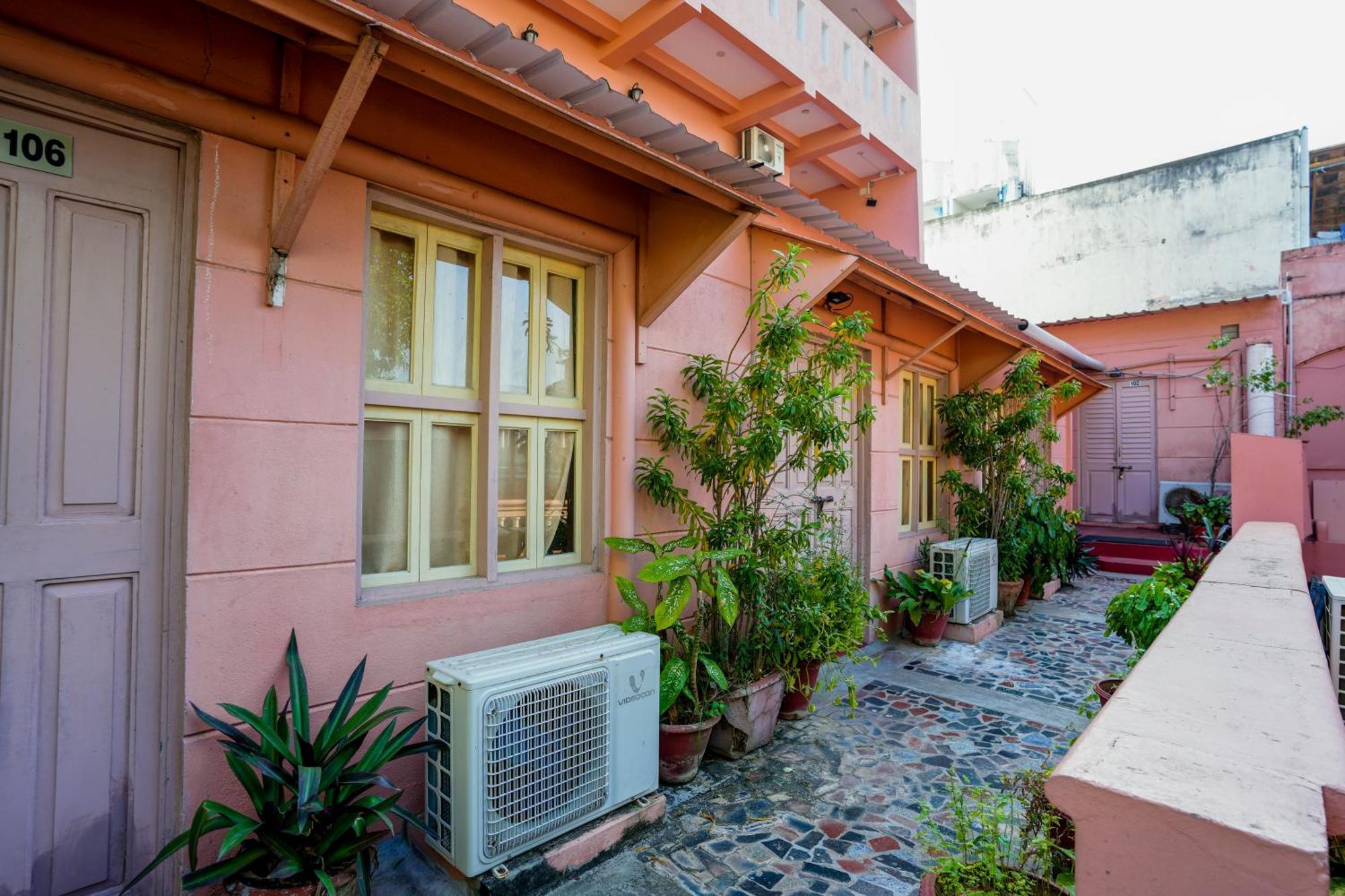 French Villa Pondicherry Exteriör bild