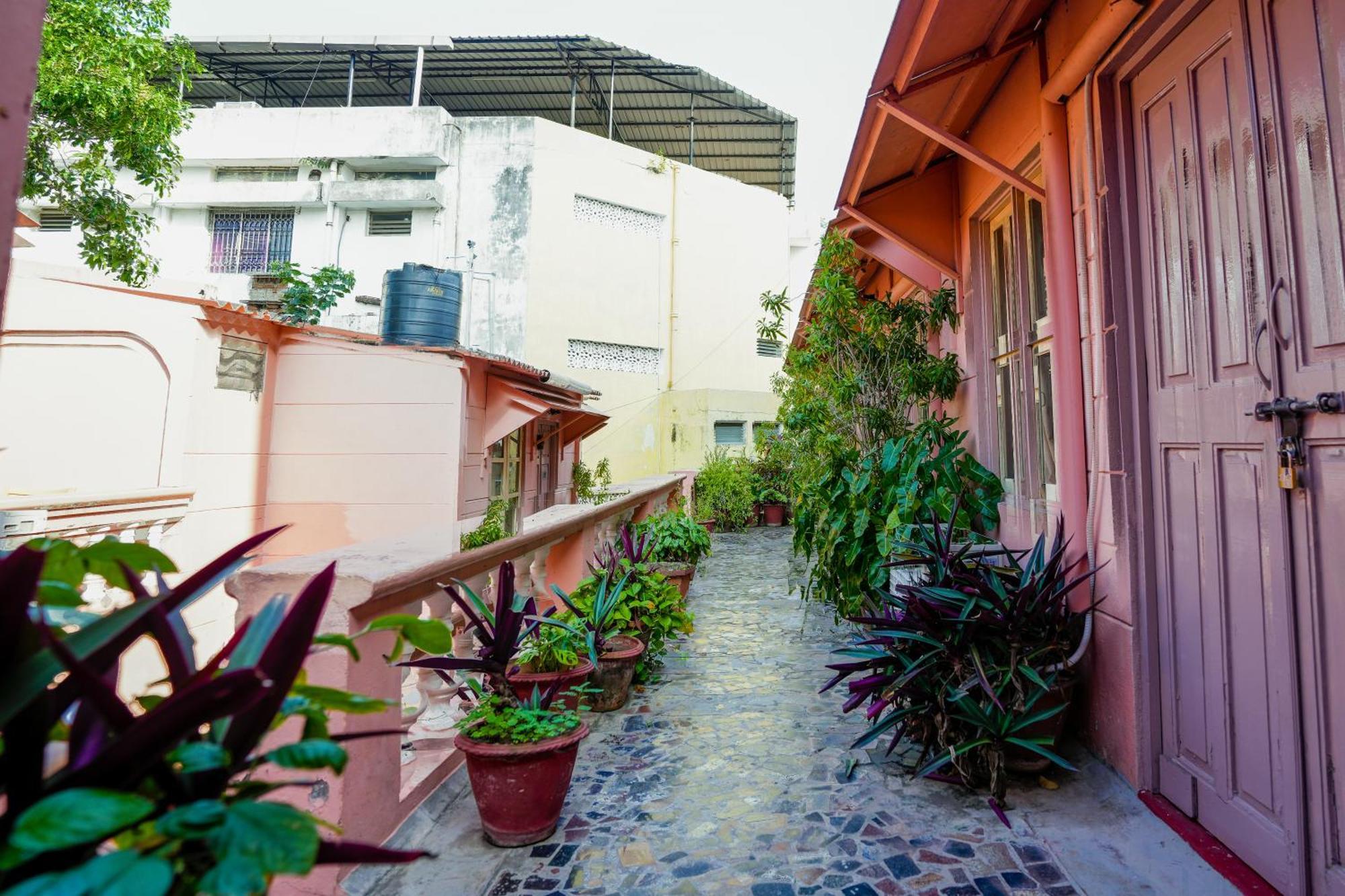 French Villa Pondicherry Exteriör bild